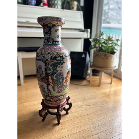 Vintage 24" Chinese Oriental White Porcelain Horses Field Graphic Scenery Vase - Picture 2 of 16